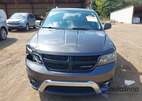 2017 Dodge Journey Crossroad Plus z USA, uszkodzony, nr VIN 3C4PDCGB0HT684980